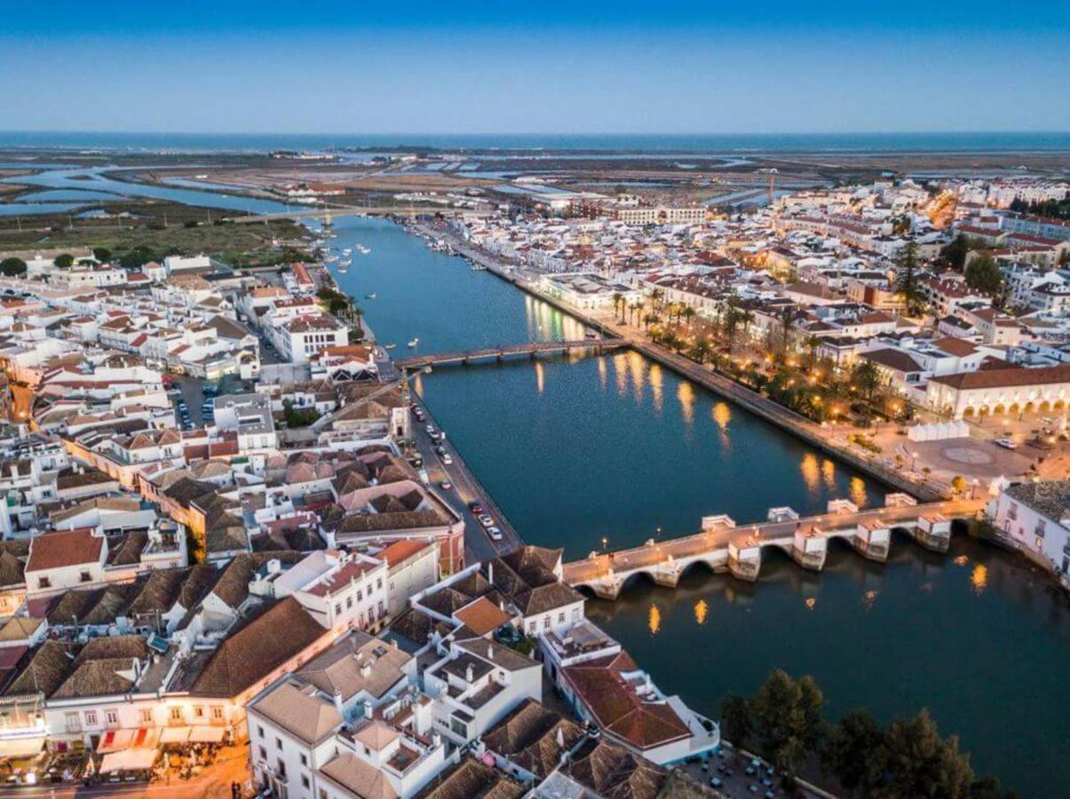 Beautiful 3-Bed House In Tavira In The City Center Kültér fotó